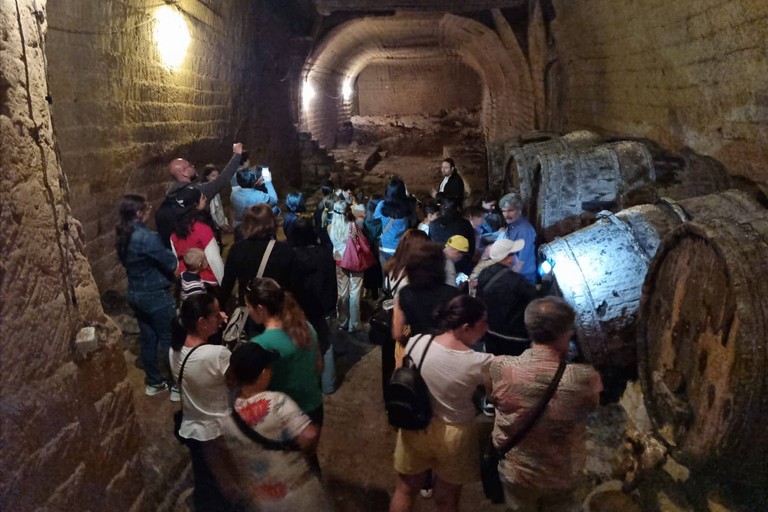 Canosa: Gli inediti sotterranei di Palazzo San Quirico