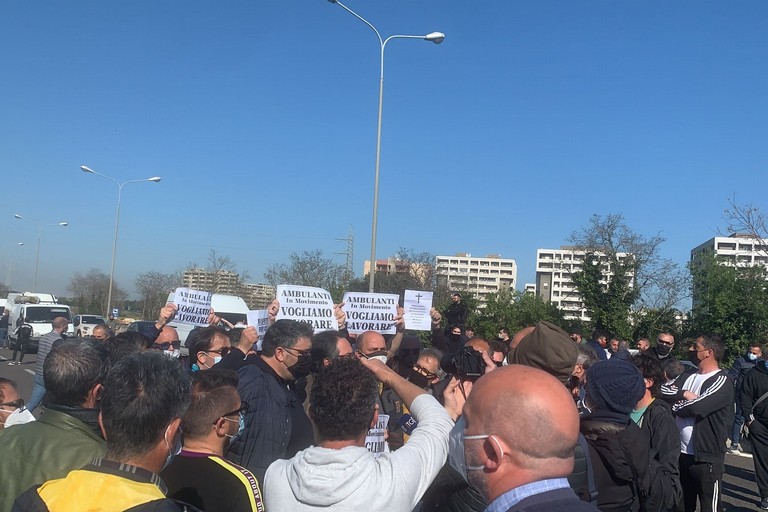 2021 Bari  Protesta ambulanti