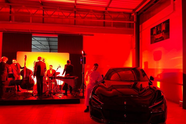 Bari: Chef stellato Felice Sgarra- Ferrari Purosangue da Radicci Automobili