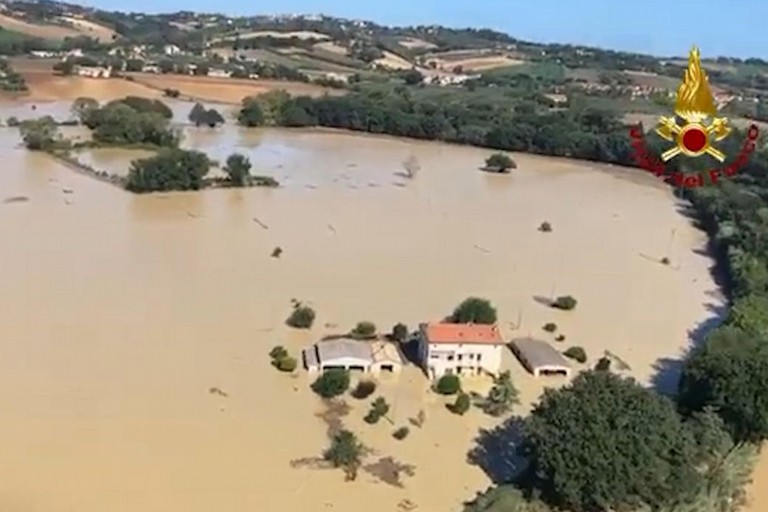 Alluvione: Marche -Senigallia