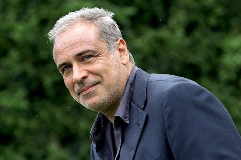 Enzo Decaro inaugura la Stagione Teatrale 2019/2020 del Teatro Comunale “Raffaele Lembo”