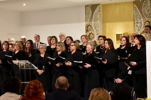 Canosa:  Il  "CONCERTO DELL'EPIFANIA " con la Corale Polifonica  "Don Attilio Paulicelli "