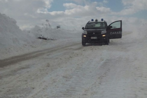 Carabinieri neve