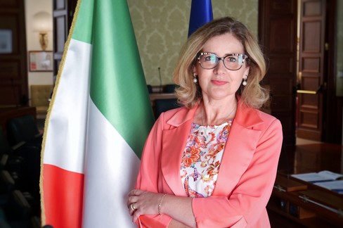 Senatrice Gisella Naturale