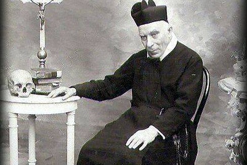 Padre A.M.Losito