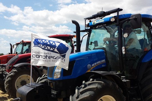 Agricoltura -Trattore-UNCAI-seminatrice-