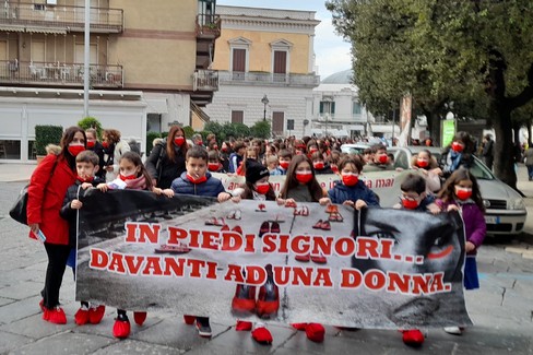 2021 Canosa Giornata internazionale contro la violenza sulle donne