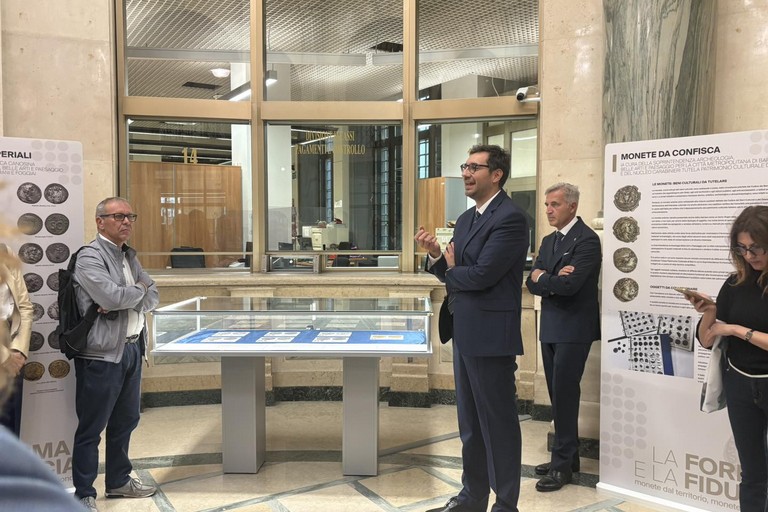 Bari - Mostra “La forma e la fiducia–Monete dal territorio, monete dal mondo” FAC
