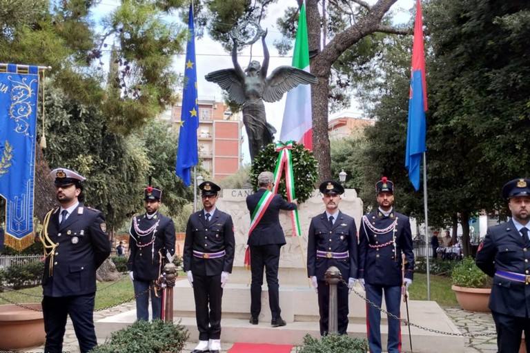 Canosa: Celebrata la Giornata dell’Unità Nazionale e delle Forze Armate