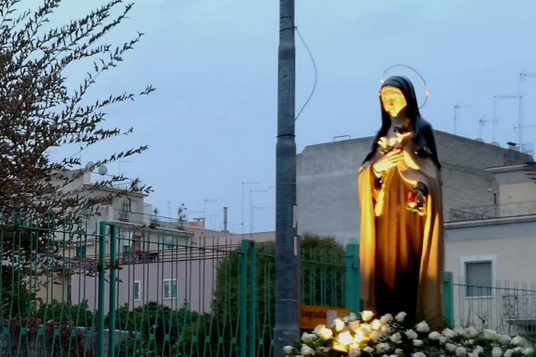 Canosa di Puglia : Santa teresa di Gesù Bambino