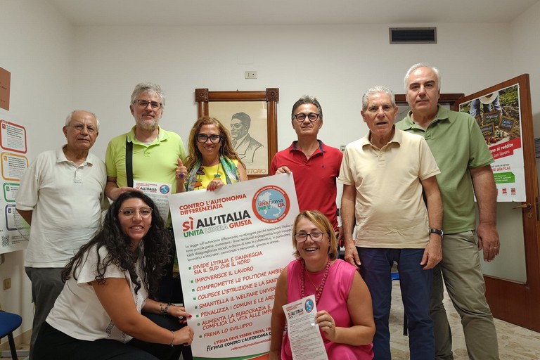 Canosa Comitato referendario contro l'Autonomia differenziata