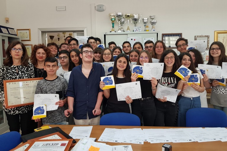 Il Liceo Fermi vince il Premio ScriViAmo